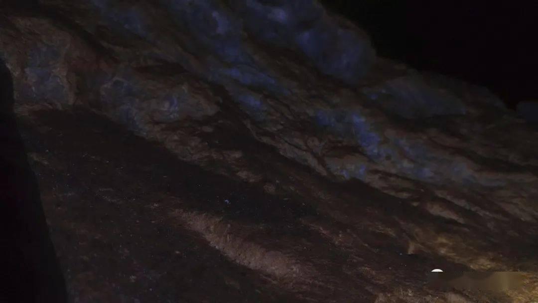 《街舞》总决赛是王一博的绿海，张艺兴提前离场，发文让粉丝心疼
